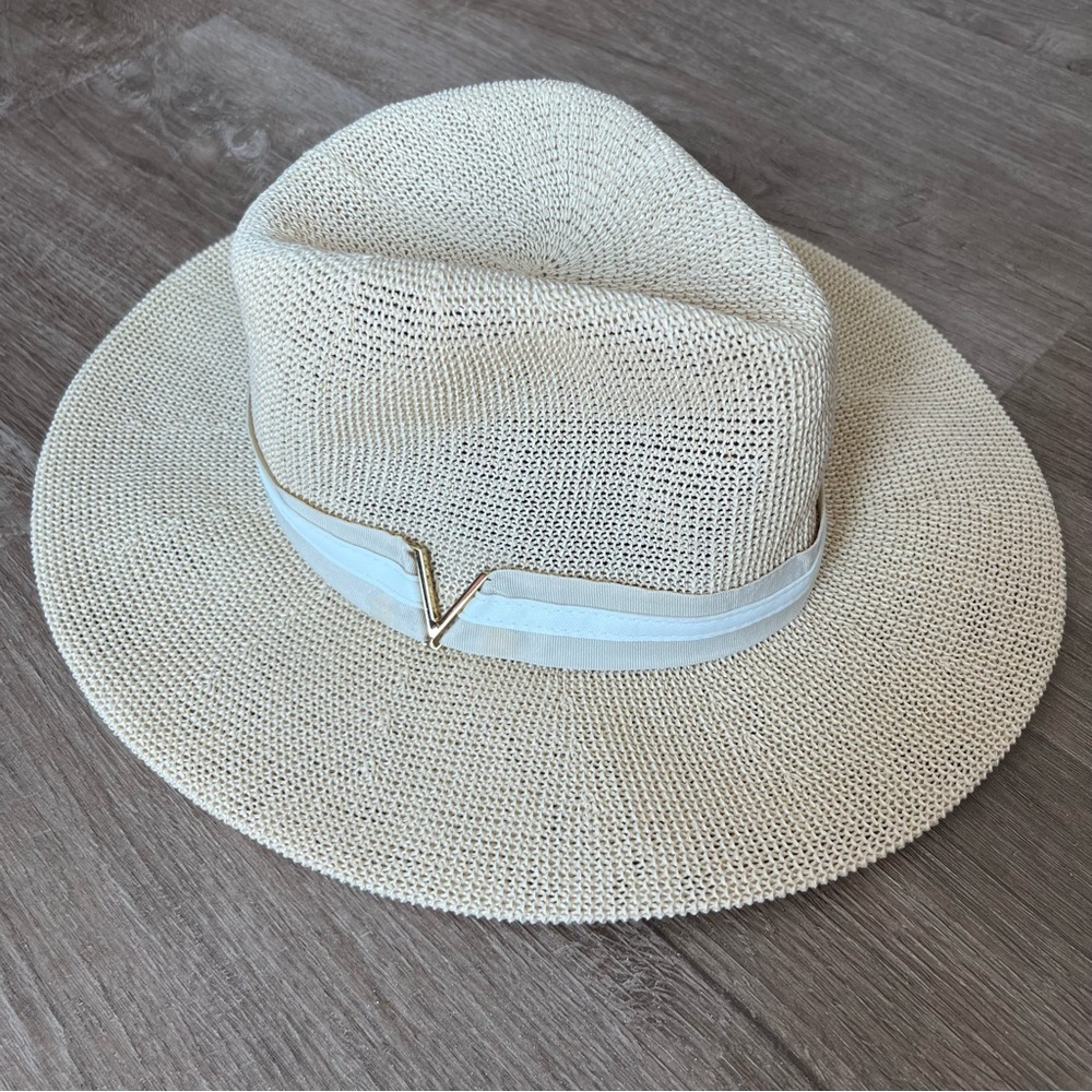 Sun hat